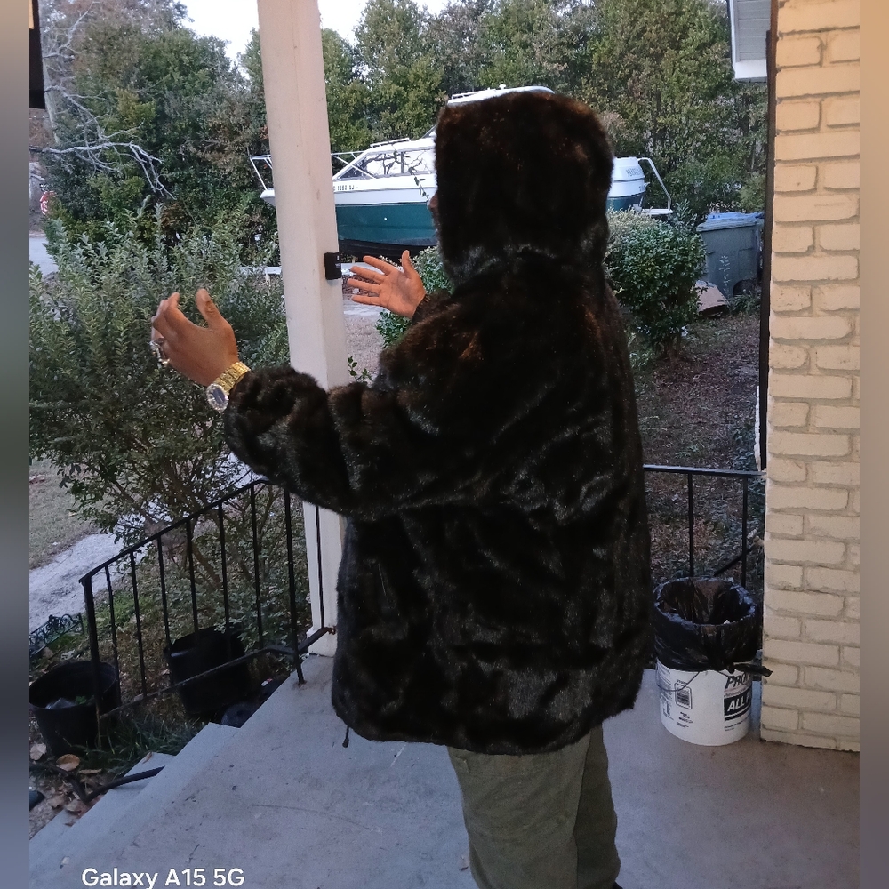 Men's(Big Pimpin) Black Faux Fur Puffer Jacket